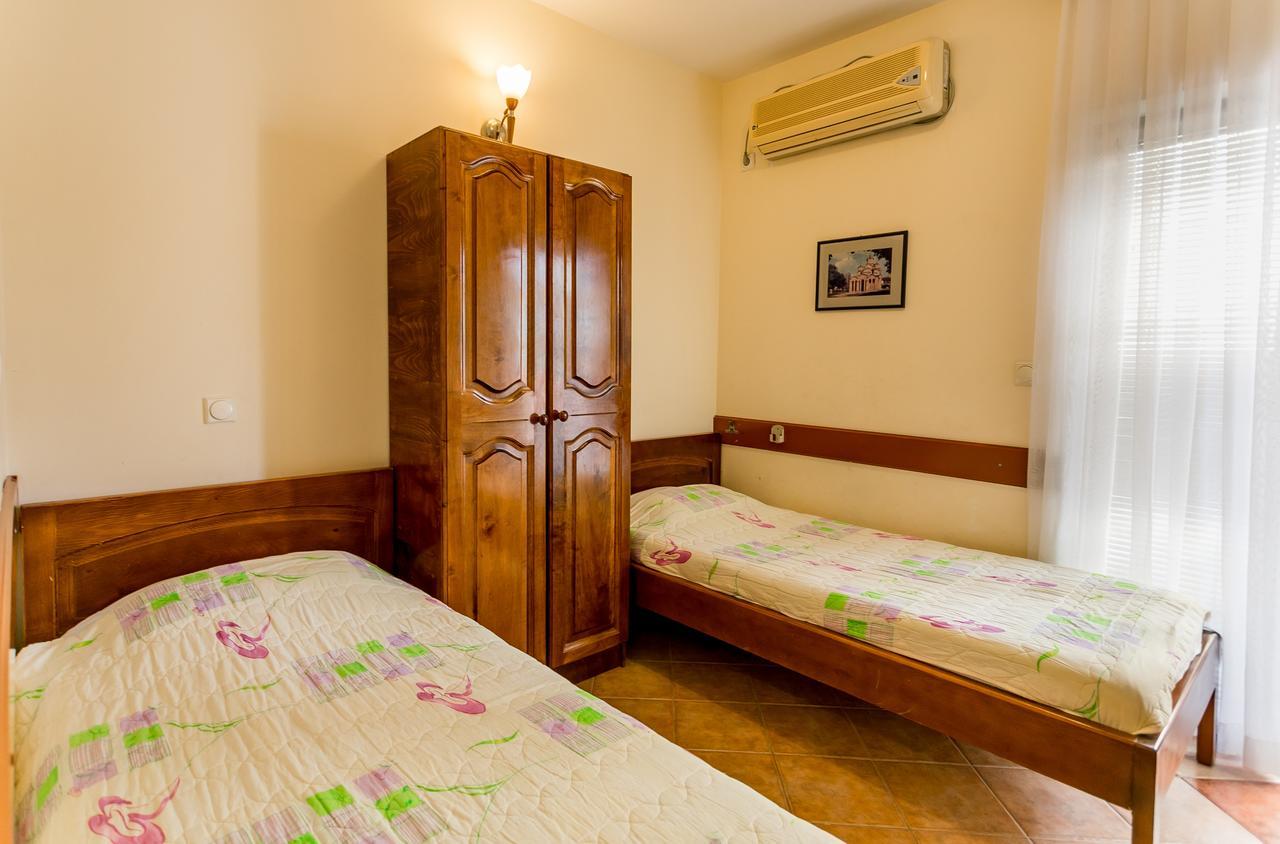 Apartments Maslina Herceg Novi Exterior foto